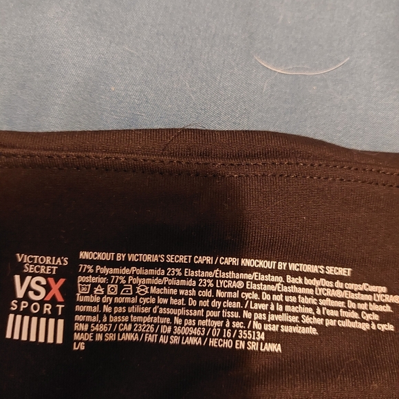 Victoria's Secret VSX sport knockout capris L NWT - Picture 3 of 4